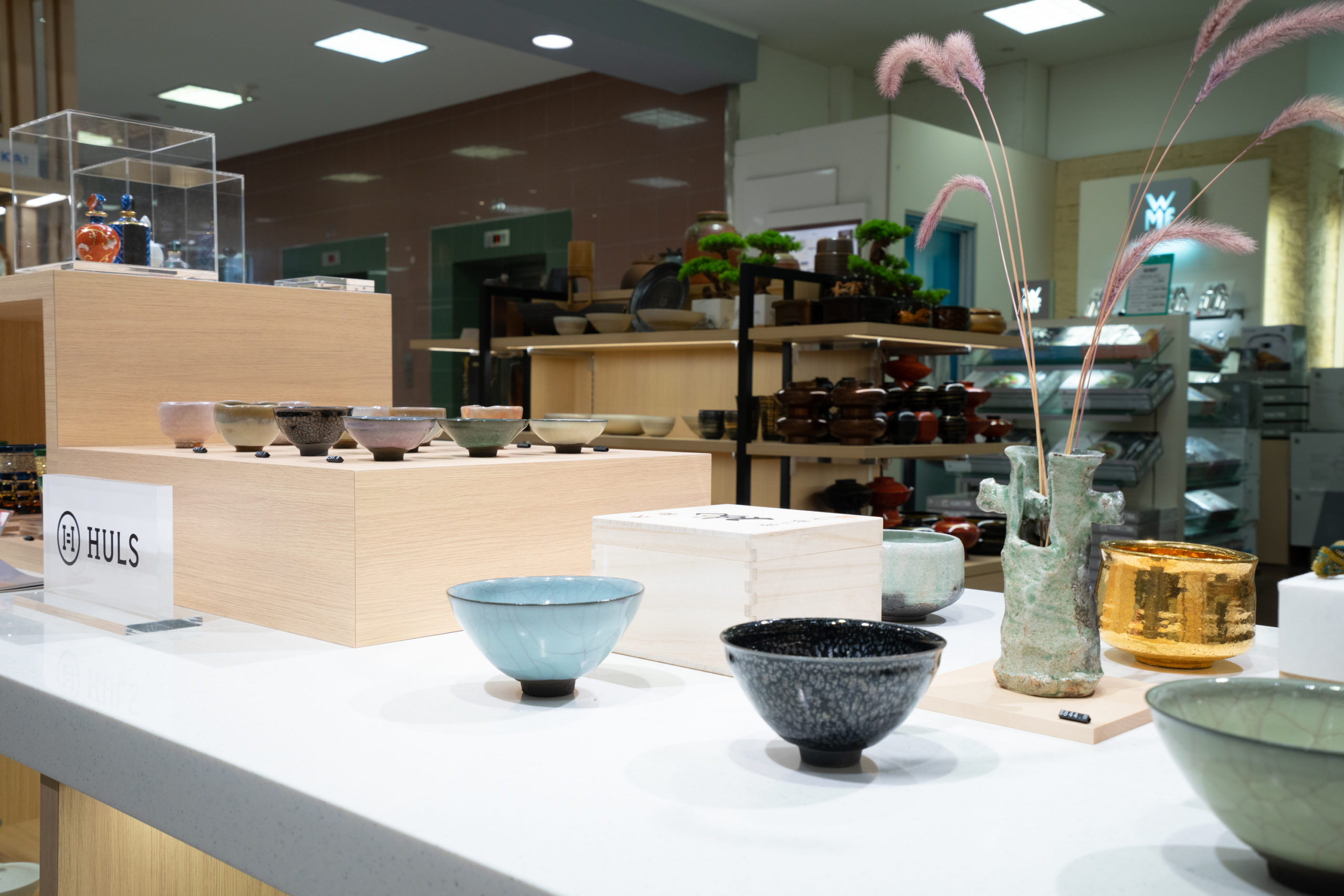Takashimaya01